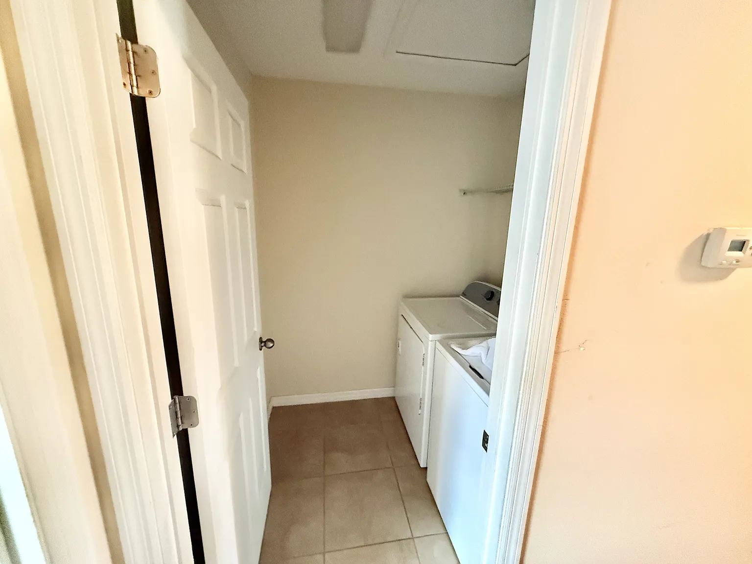 8674 Wellington Blue Lane - 8674 — Photo 2