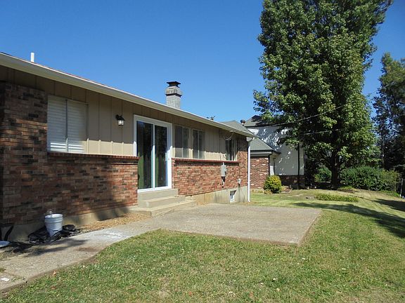 3rd image of 10606 Woodwind Dr