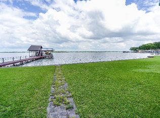 205 Lake Dr, Tool, TX 75143