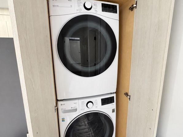 2 bedroom rental in Burnaby — photo 8