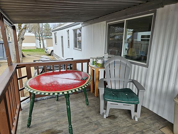 4th image of 380 W Gregory Rd Unit 1