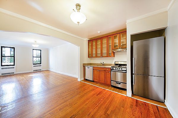 1st image of 95 Lexington Ave APT 5H