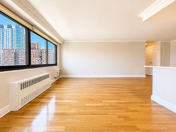4th image of 160 W 97th St APT 10B