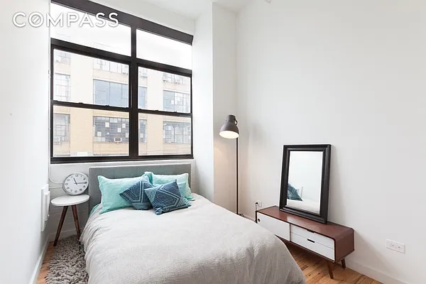 Rented by Compass | media 7