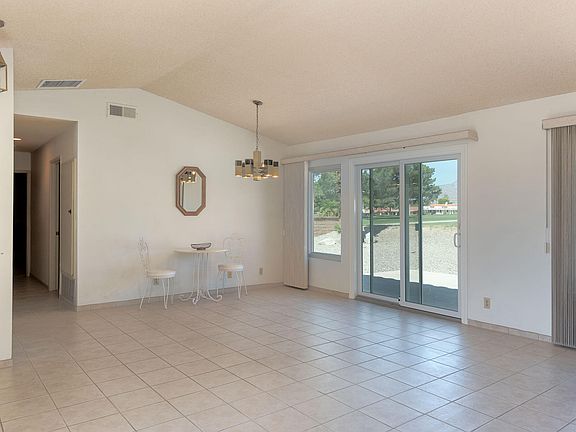 2nd image of 64566 Pinehurst Cir