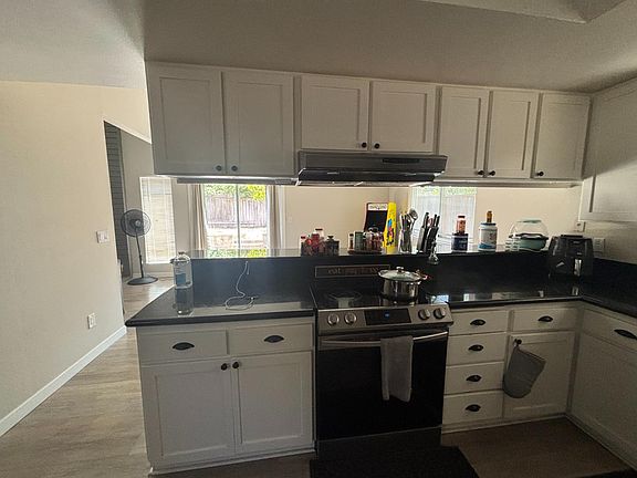 3rd image of 8936 Autumnwood Dr