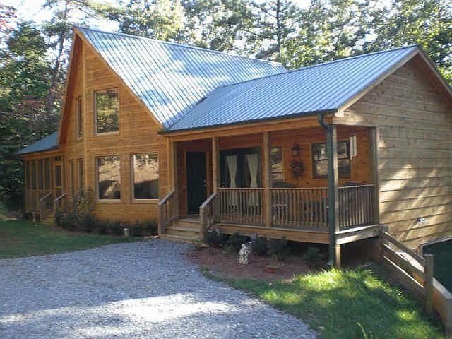 2nd image of 960 Villa Dr