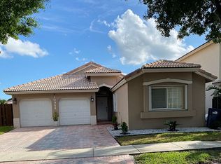 10944 NW 73rd St, Doral, FL 33178