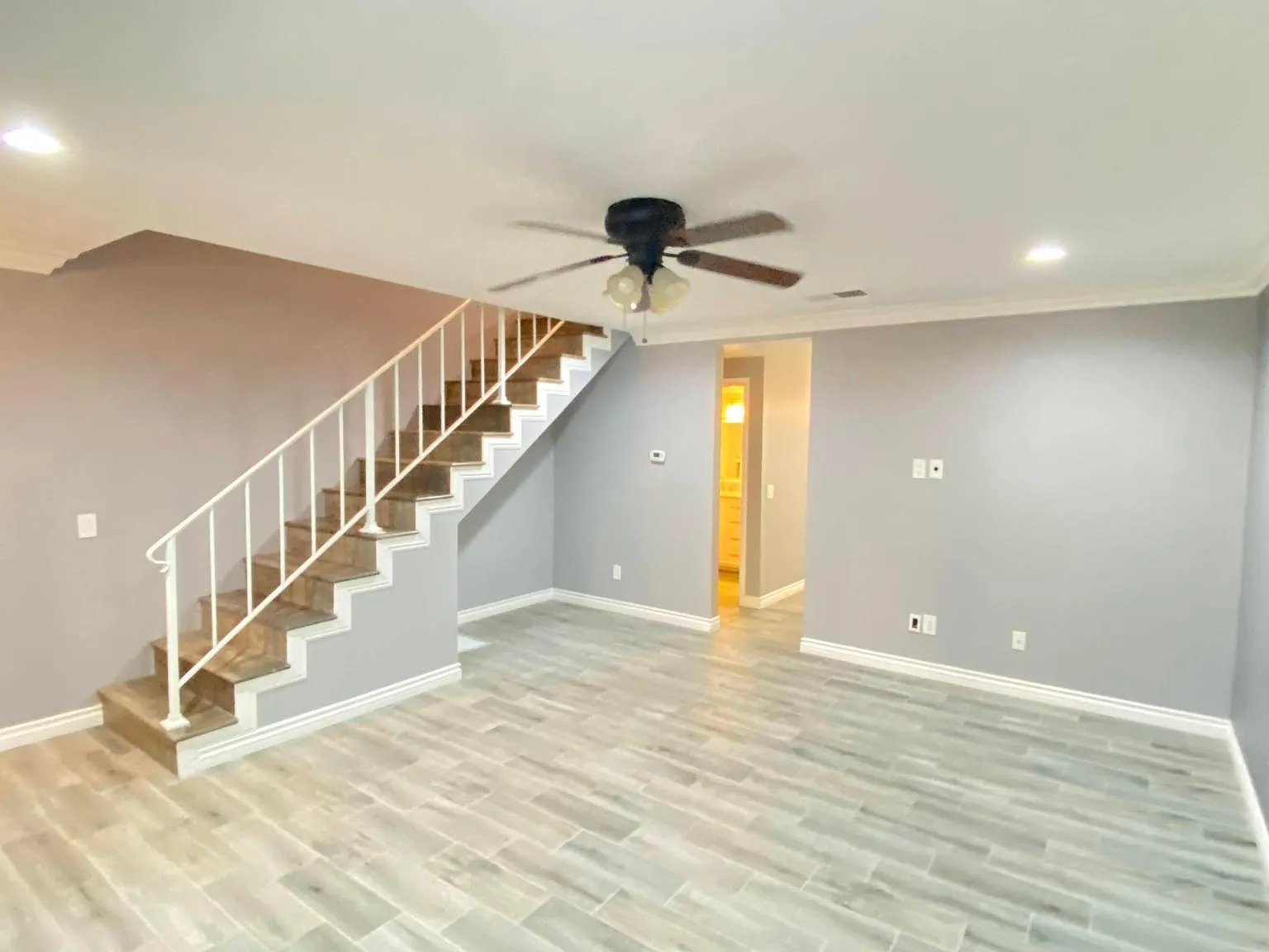 2 bed, 1.5 bath, 1372 sqft, $2,595 — Photo 3