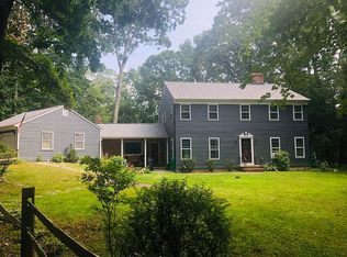 10 White Gate Rd, Oxford, CT 06478