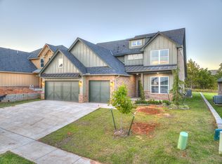 8225 Jenny Ln, Edmond, OK 73034