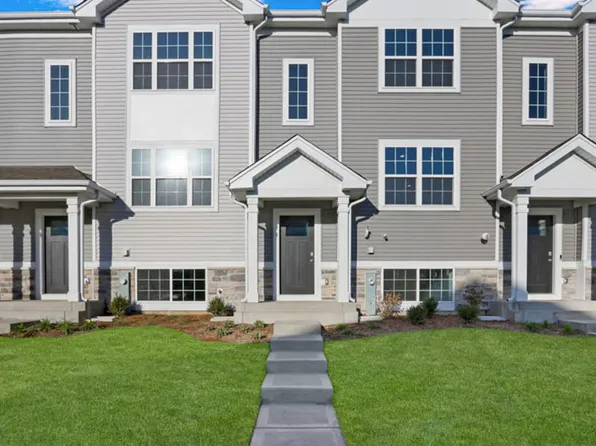 807 Briar Glen Ct, Hampshire, IL 60140