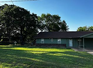 1013 S 3rd St, Haileyville, OK 74546