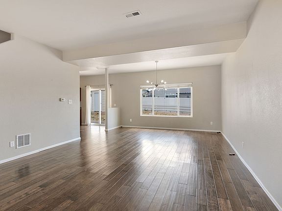 3rd image of 2228 Inspiration Ln