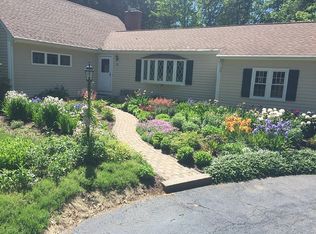 21 Beaverbrook Rd, West Simsbury, CT 06092