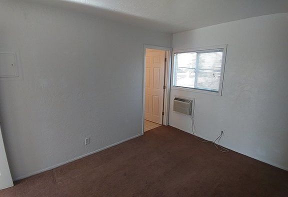 4th image of 1111 Amherst Dr SE APT 39