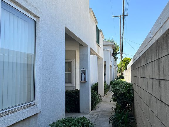 5th image of 20601 Seine Ave #15