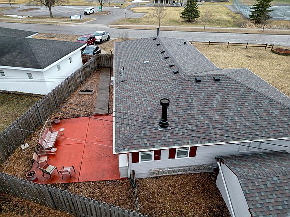 3rd image of 7121 Palmer Lake Cir
