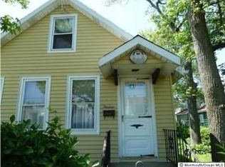 13 Nevada Ave, Middletown, NJ 07748