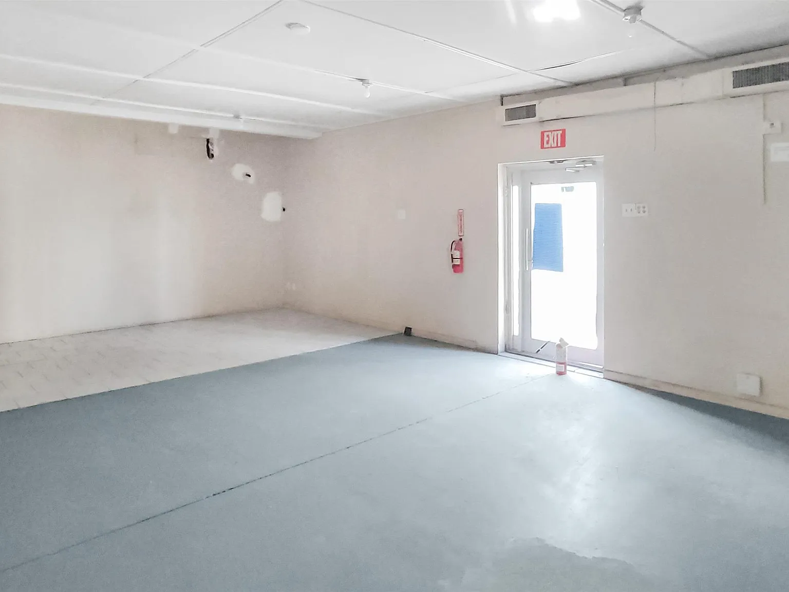 Studio, 3.0 bath, 3731 sqft, $1,200 — Photo 2