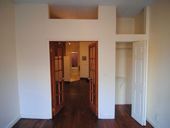 3rd image of 426 Saint Nicholas Ave APT 3D
