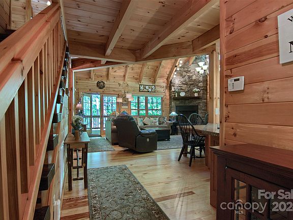 4th image of 1244 Pinnacle Falls Ln