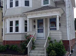 36 Bourne St, Bristol, RI 02809