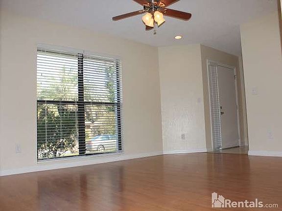3rd image of 7610 Covedale Dr