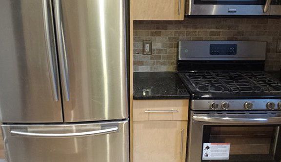 2nd image of 666 39th St APT 14