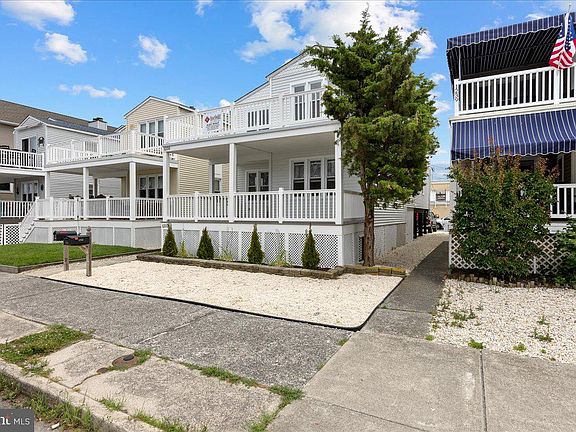 2nd image of 1233 Haven Ave APT 1