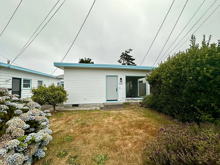 1225 K St — Photo 2