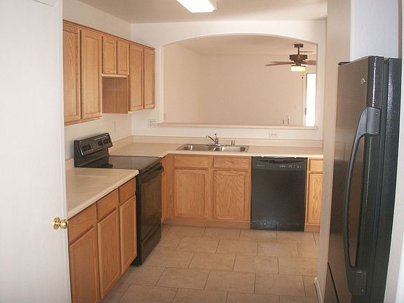 3rd image of 3837 S Soho Ln