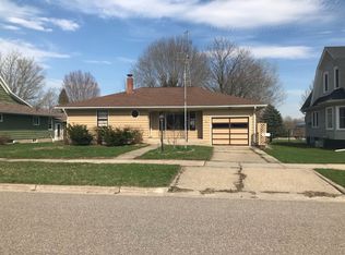 311 S James Ave, Reedsburg, WI 53959