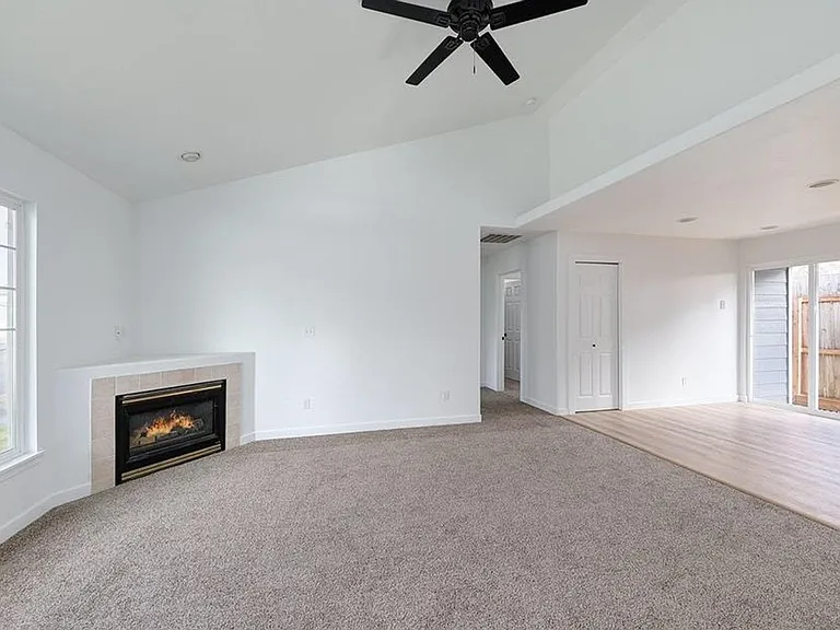 1569 Otter Ct SW — Photo 5