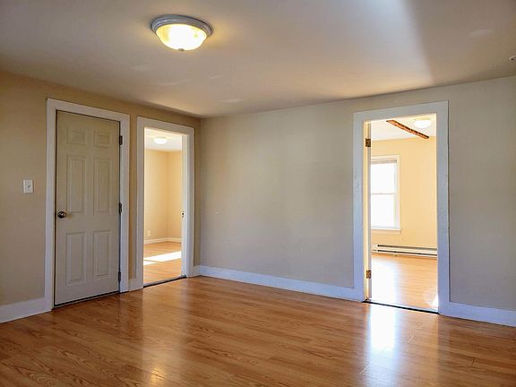 2nd image of 12 Lincoln Ave #2