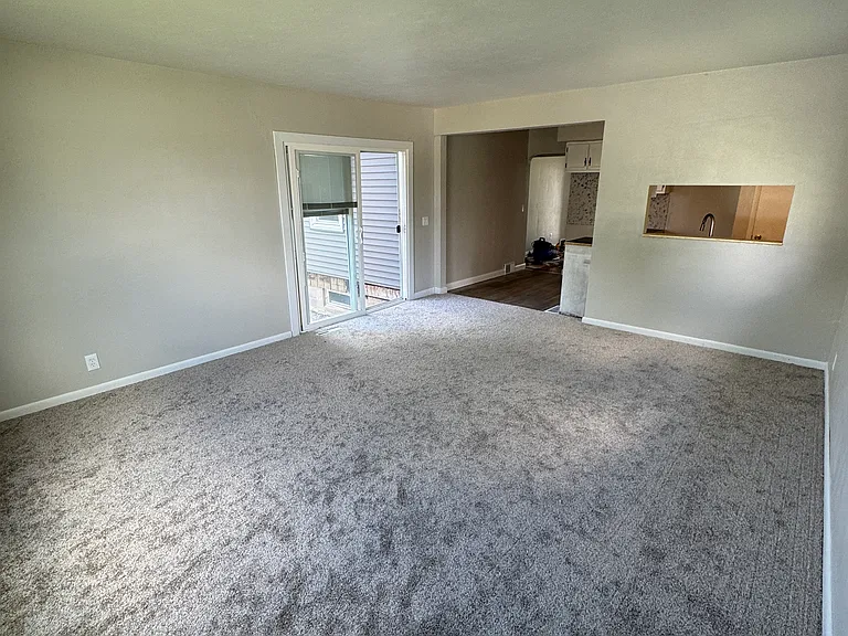 1620 W Hayes St — Photo 6