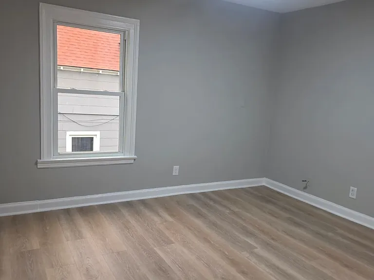 431 Greenwich Ave #2 — Photo 4