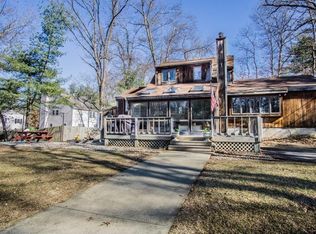 21 Hollywood Ter, North Reading, MA 01864