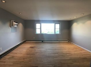 132 Vredenburgh Ave, Yonkers, NY 10704