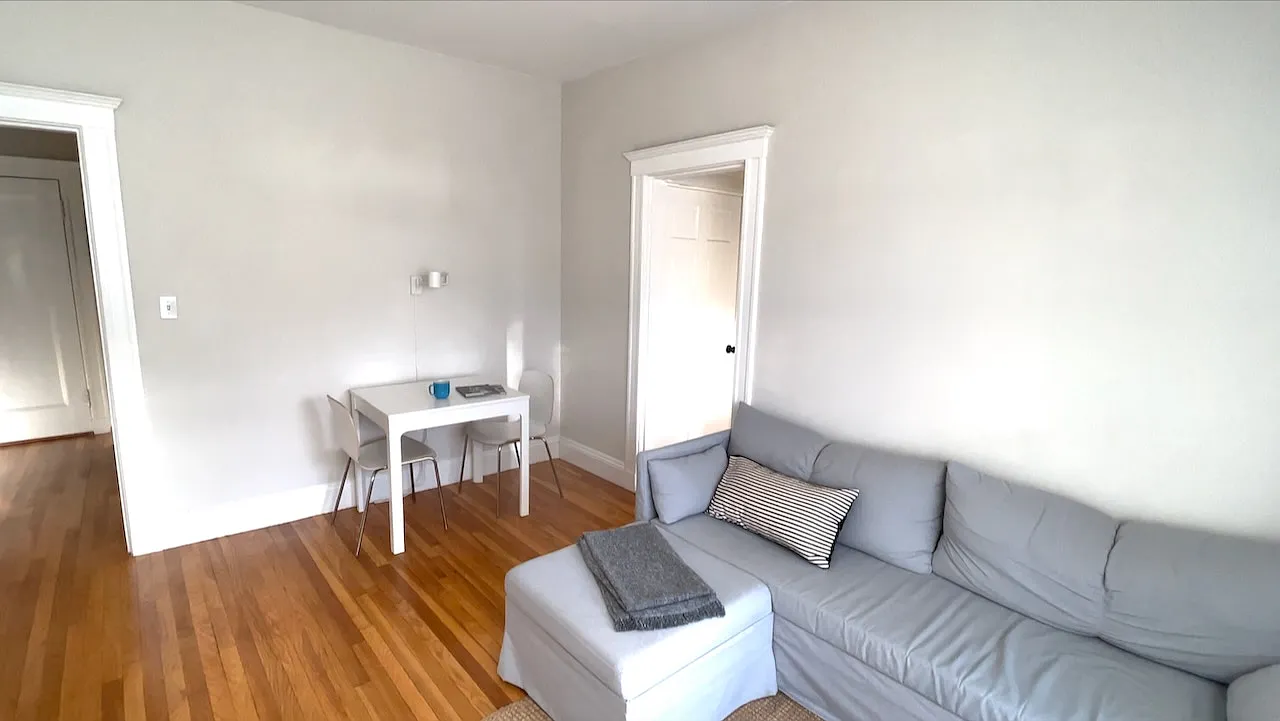 4 Litchfield St — Photo 3