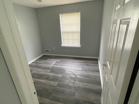 5th image of 6 Prestwick Way