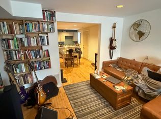 3343 N Hoyne Ave APT 2, Chicago, IL 60618