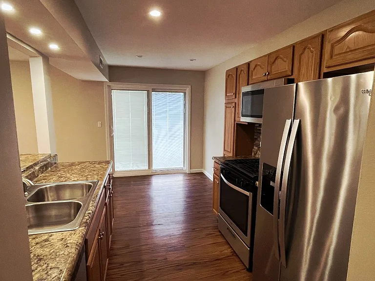 228 N Waterford Dr #12C — Photo 5