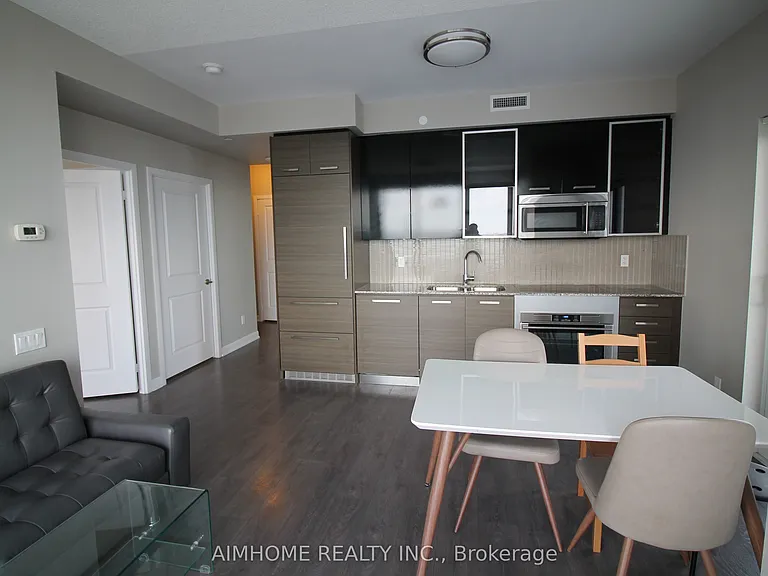 5168 Yonge St #3209 — Photo 3