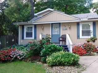 58 Loring Dr, Chardon, OH 44024