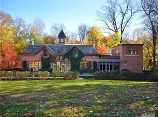 217 Sands Point Rd, Port Washington, NY 11050