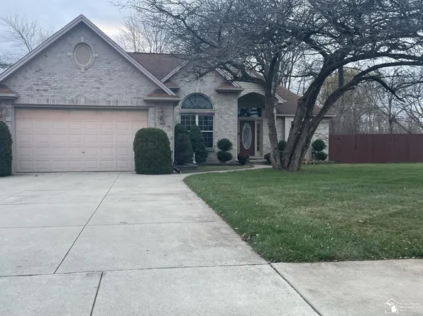 26926 Reaume St, Woodhaven, MI 48183