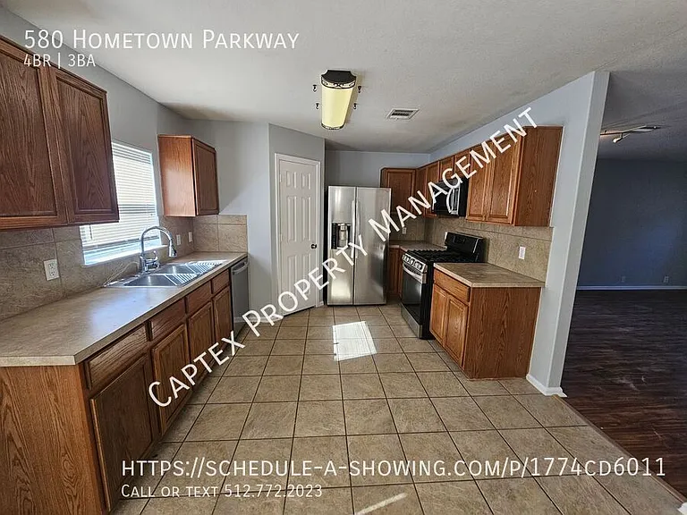 580 Hometown Pkwy — Photo 14