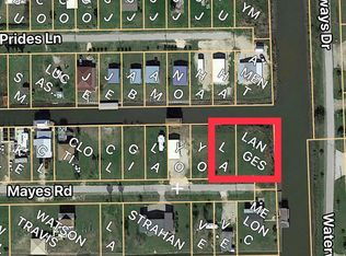 1135 Mayes Rd, Crystal Beach, TX 77650