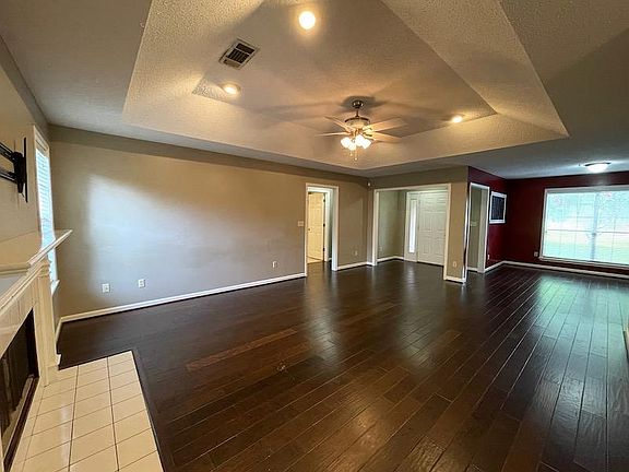 5th image of 409 21st St E